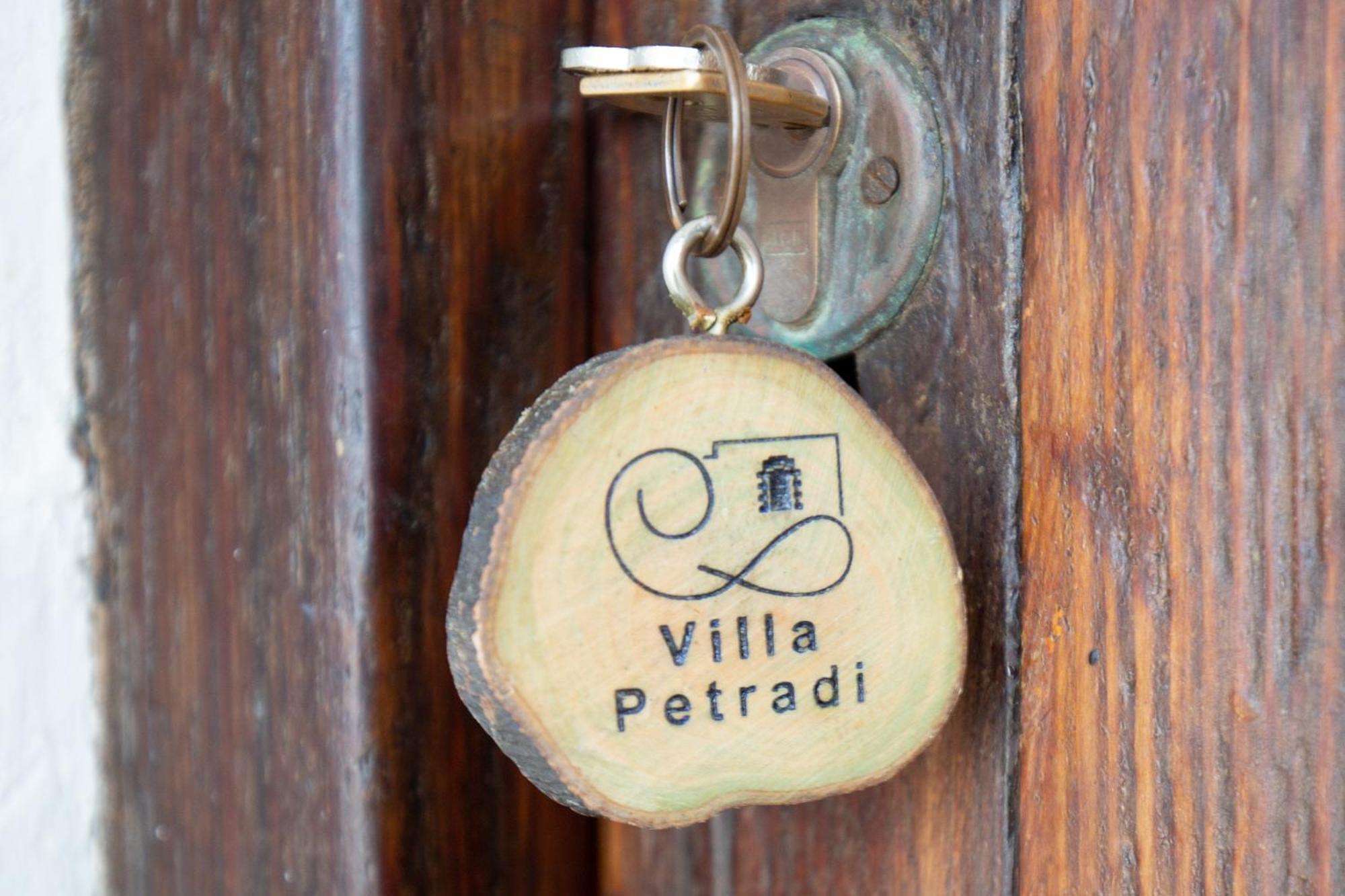Petradi Studios & Villa Aegiali Extérieur photo